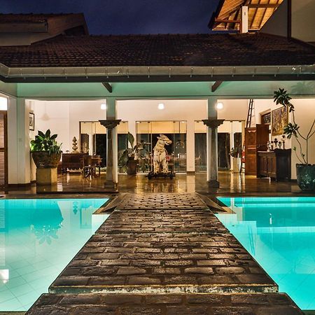 Villa Hundira Негомбо Экстерьер фото