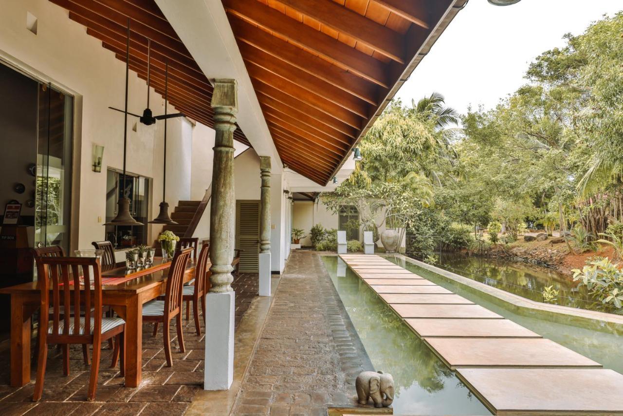 Villa Hundira Негомбо Экстерьер фото